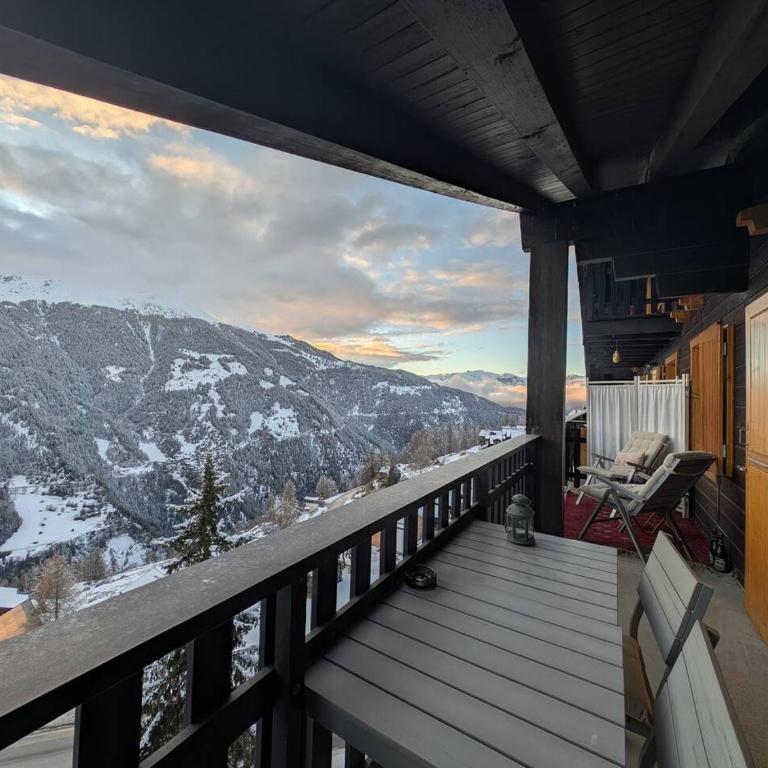Cocon Alpin: Vue Imprenable, Central & Calme - Apartment - 2