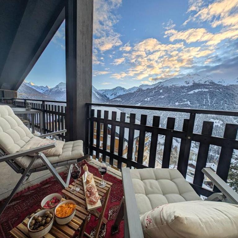 Cocon Alpin: Vue Imprenable, Central & Calme - Apartment - 1