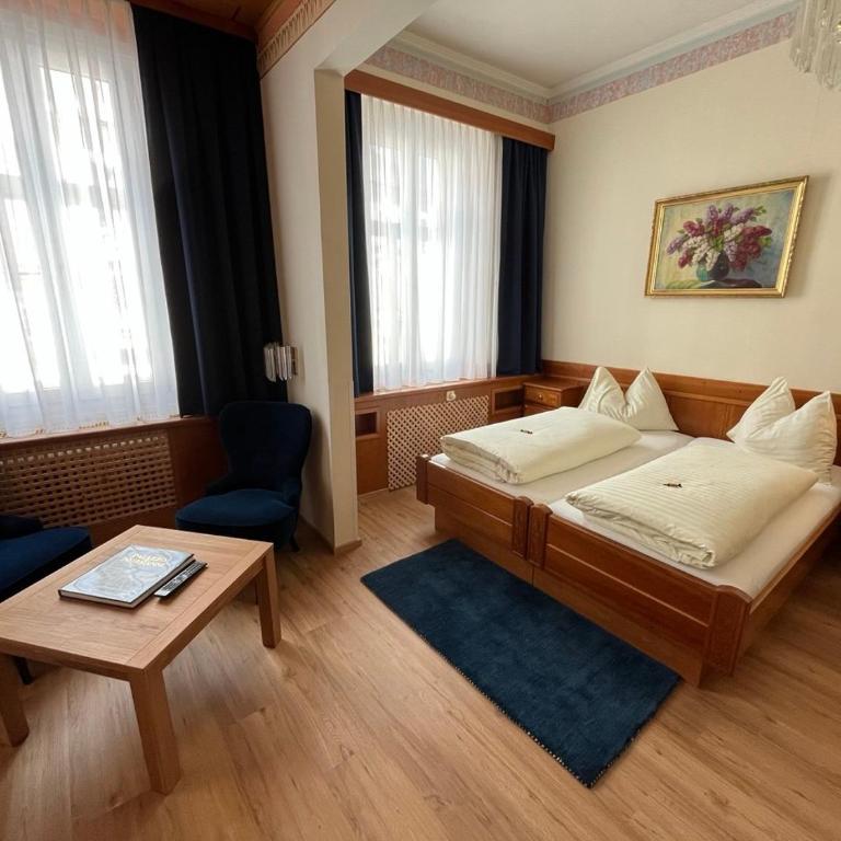 Cityhotel Ratheiser - Doppelzimmer - 1