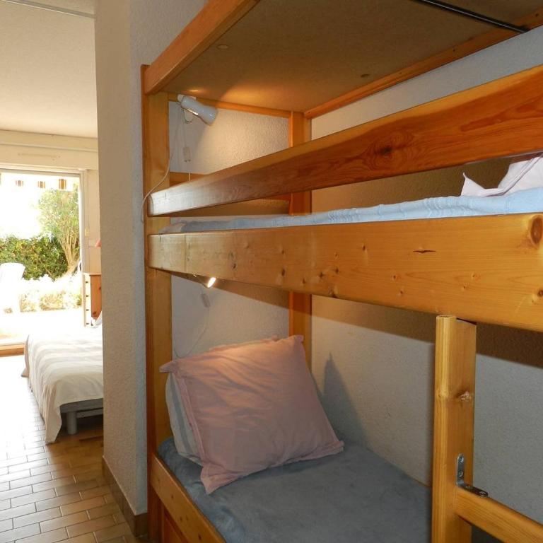 BO090-O412 Appartement Studio coin nuit 4 couchages BORMES LES MIMOSAS - Monolocale - 4
