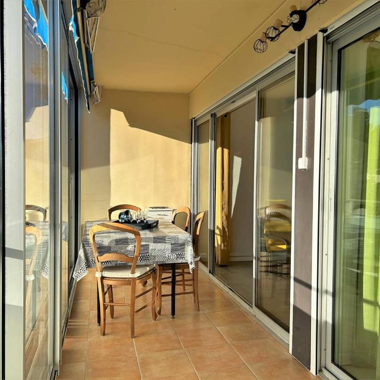 BO100-057 Appartement 2 pièces 4 couchages BORMES LES MIMOSAS - One-Bedroom Apartment - 11