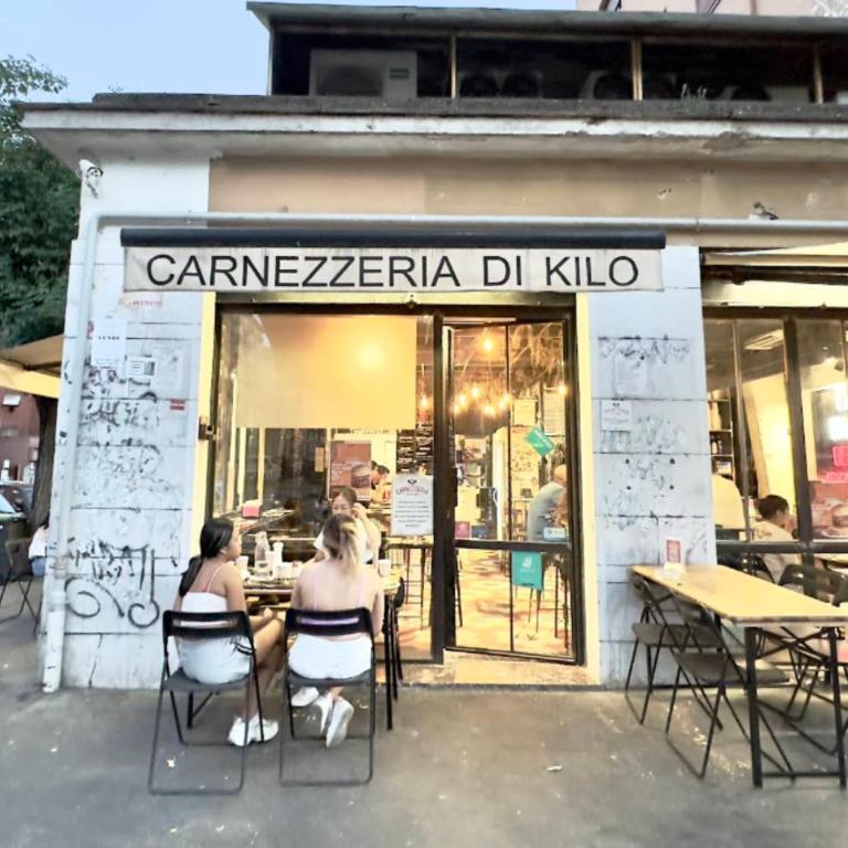Cominio 56 Apartment near Metro A - Appartamento con 2 Camere da Letto - 2
