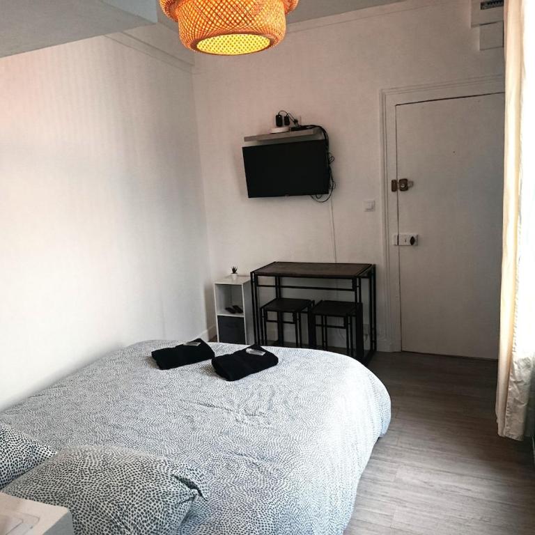 Studio des Capucins 1 - One-Bedroom Apartment - 2