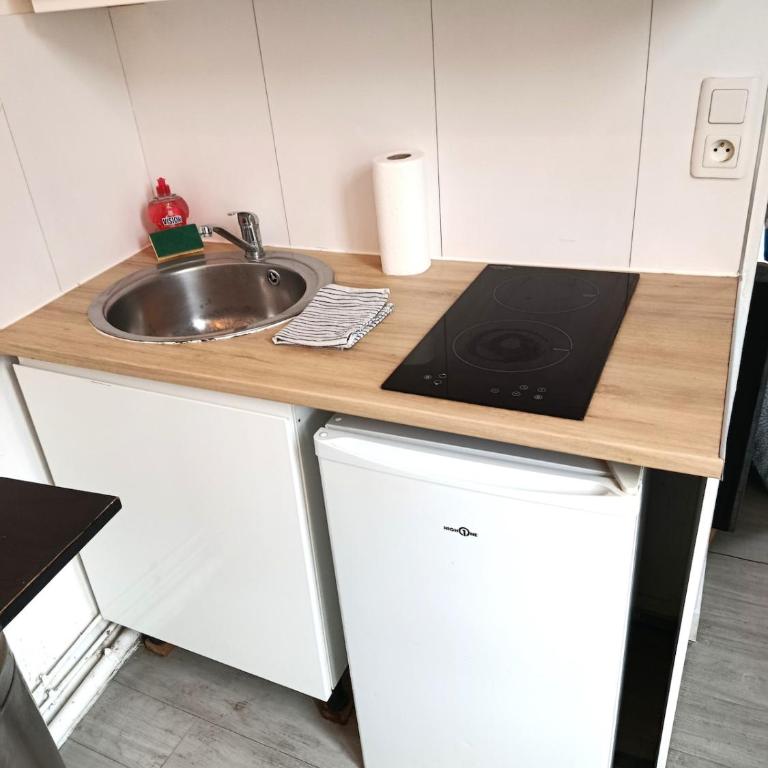 Studio des Capucins 1 - One-Bedroom Apartment - 9