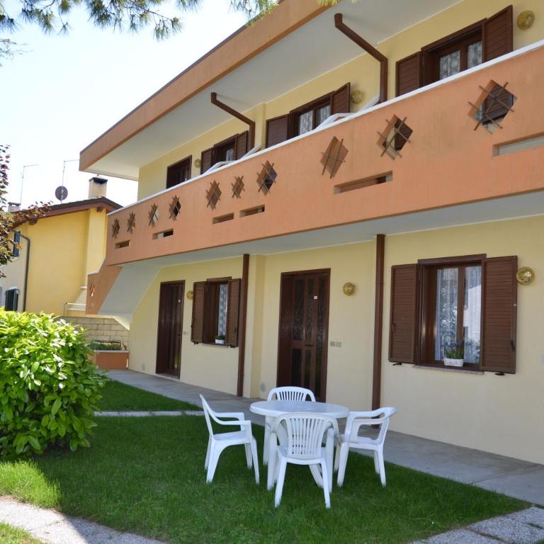 Villa Marina - Two-Bedroom Apartment - 11