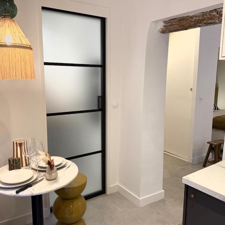 Quiet & luxury Designer Studio, 2 Patios & Full AC - Appartamento con 1 Camera da Letto - 28