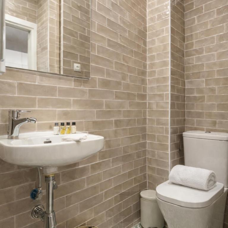 Duque de alba Madrid - Two-Bedroom Apartment - 3