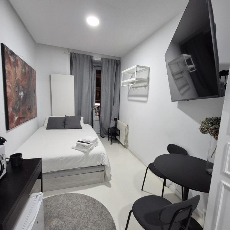 Stay Madrid Bea - One-Bedroom Apartment - 3