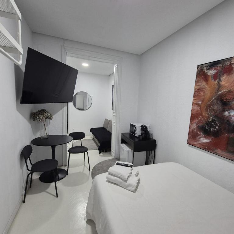Stay Madrid Bea - One-Bedroom Apartment - 5