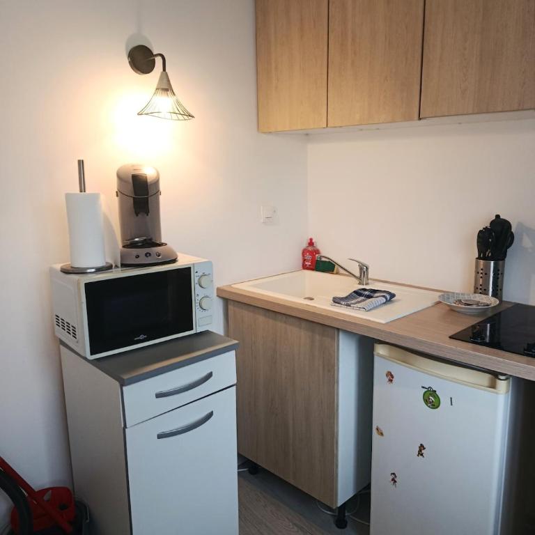Studio des Capucins 2 - One-Bedroom Apartment - 9