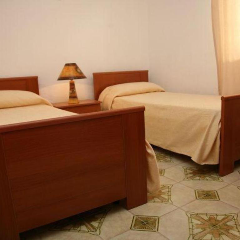 Residence Marino - Appartamento Grande con 2 Camere da Letto - 5