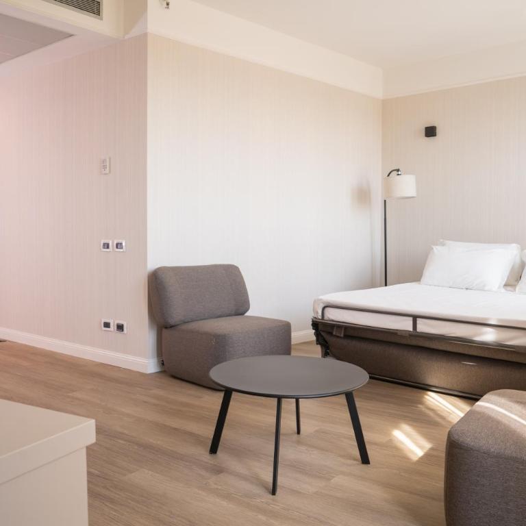 Hotel Capannelle Roma - Junior Suite - 11