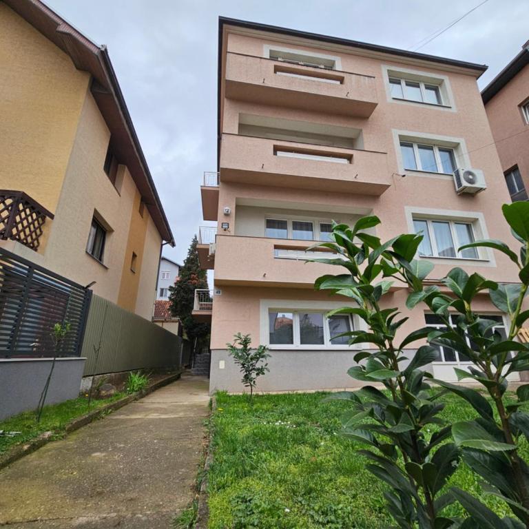 Studio49apartments Quiet in Niš Free Private Parking Fast WiFi - Deluxe Apartment - 38