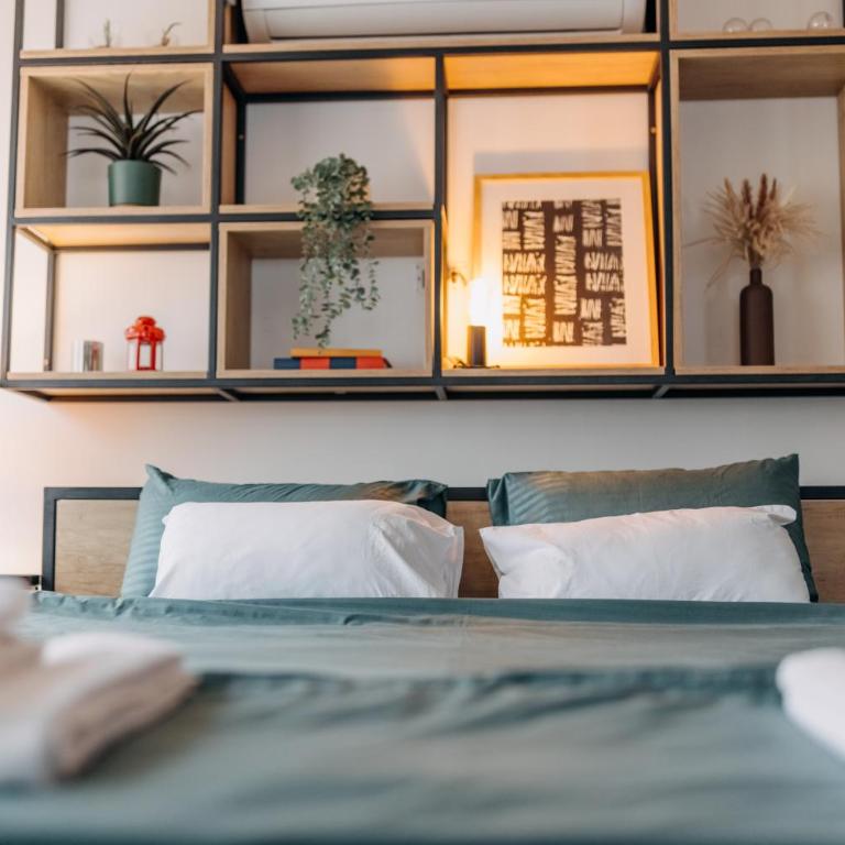 Studio49apartments Quiet in Niš Free Private Parking Fast WiFi - Deluxe Apartment - 12