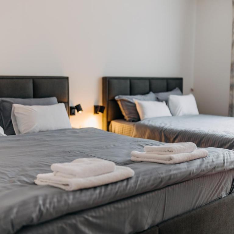 Studio49apartments Quiet in Niš Free Private Parking Fast WiFi - One-Bedroom Apartment - 22