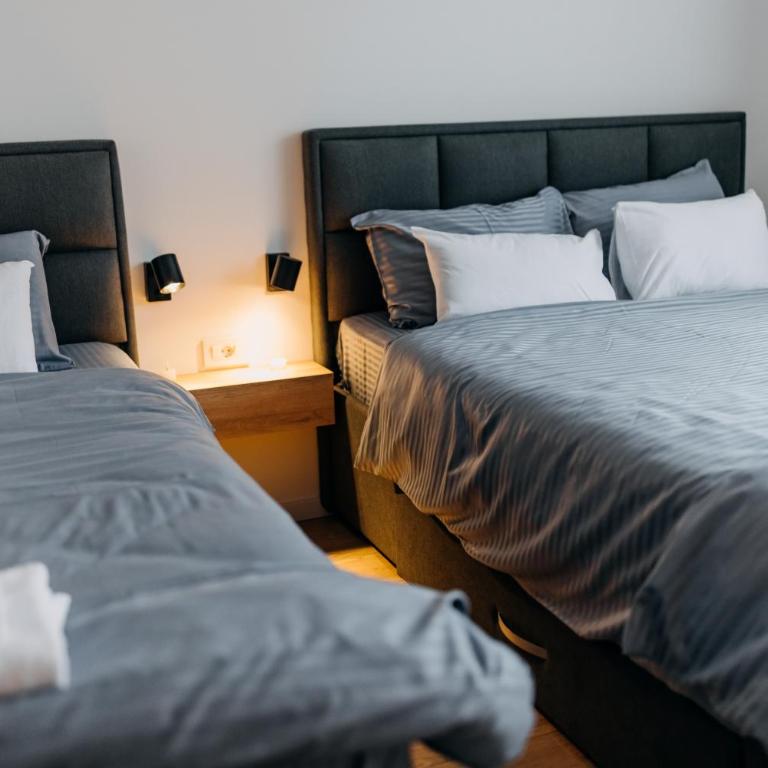 Studio49apartments Quiet in Niš Free Private Parking Fast WiFi - One-Bedroom Apartment - 12