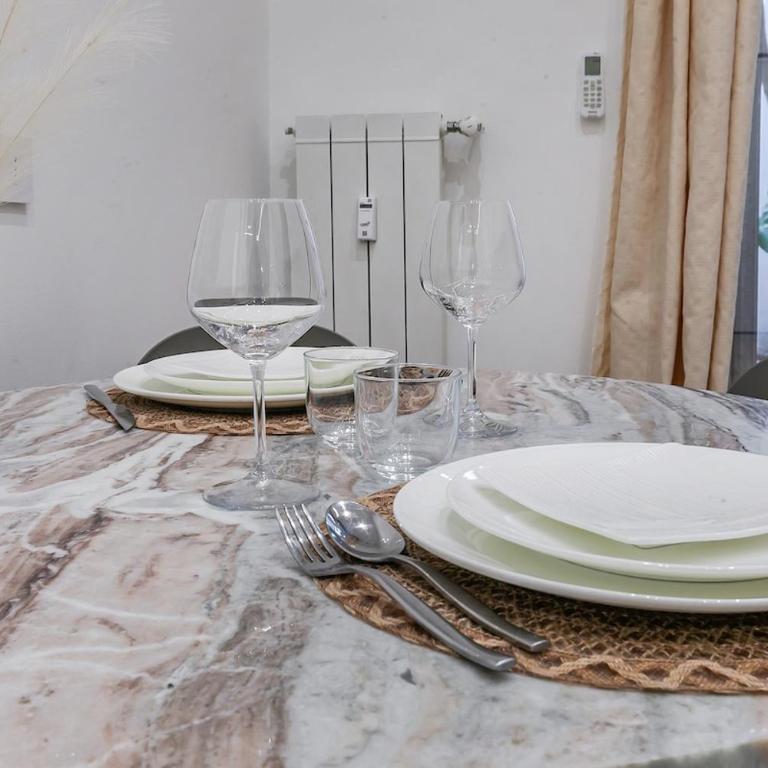 Luxury 2-bedroom apartment central station - Two-Bedroom Apartment - 34