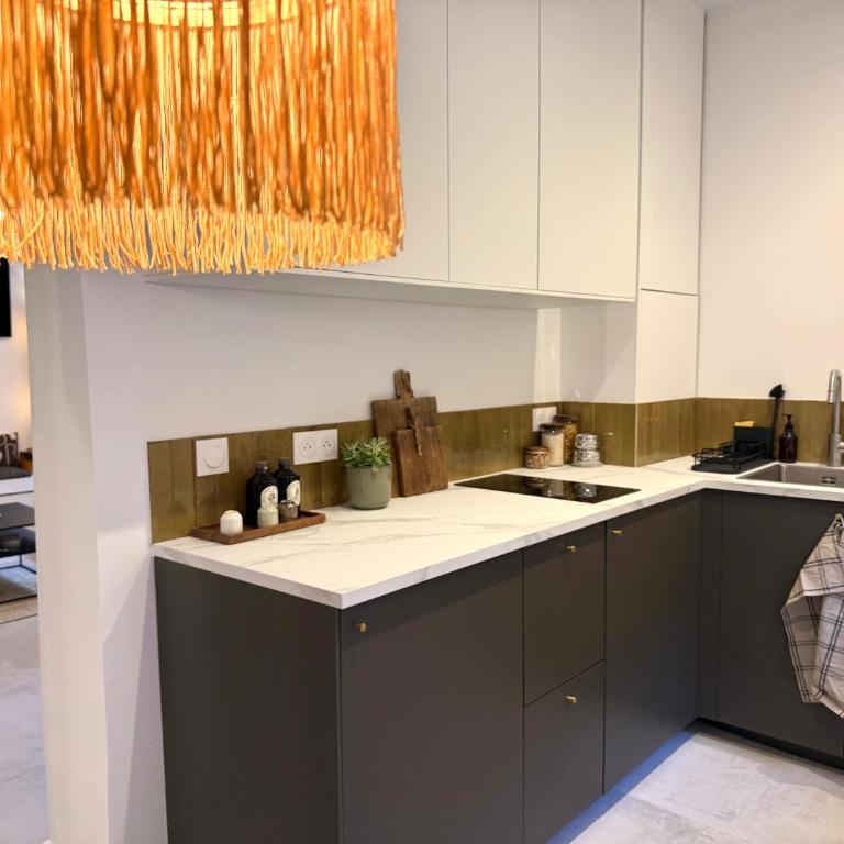 Quiet & luxury Designer Studio, 2 Patios & Full AC - Appartamento con 1 Camera da Letto - 21