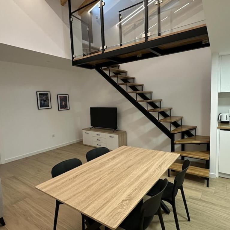 GRAV19, Beautiful restored duplex near to the beach - Casa de 2 dormitorios - 2