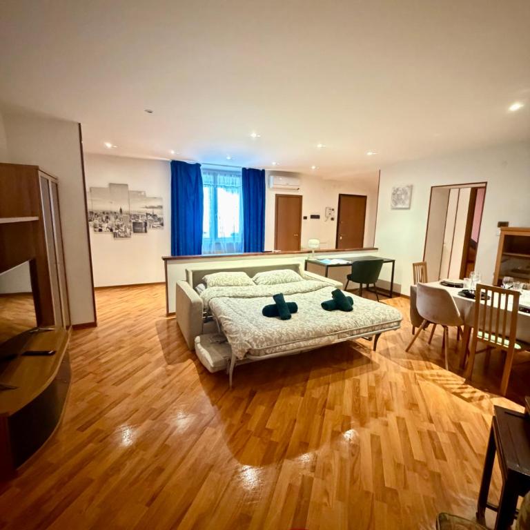attic Corti with private parking - Appartamento con 2 Camere da Letto - 17
