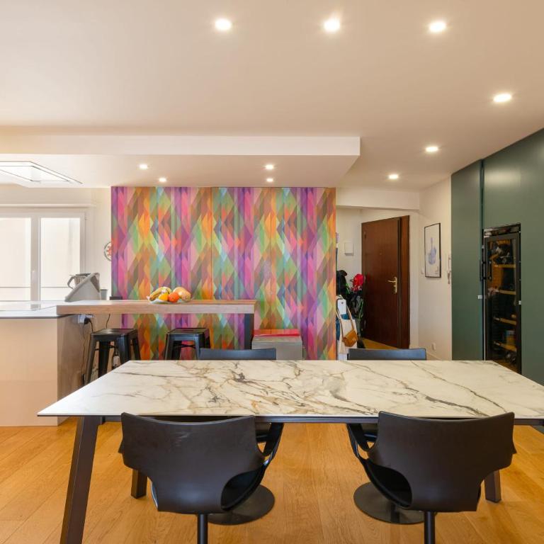 COASTAL ESCAPE KEYWEEK Apt in central Biarritz with balcony and parking - Appartamento - 5