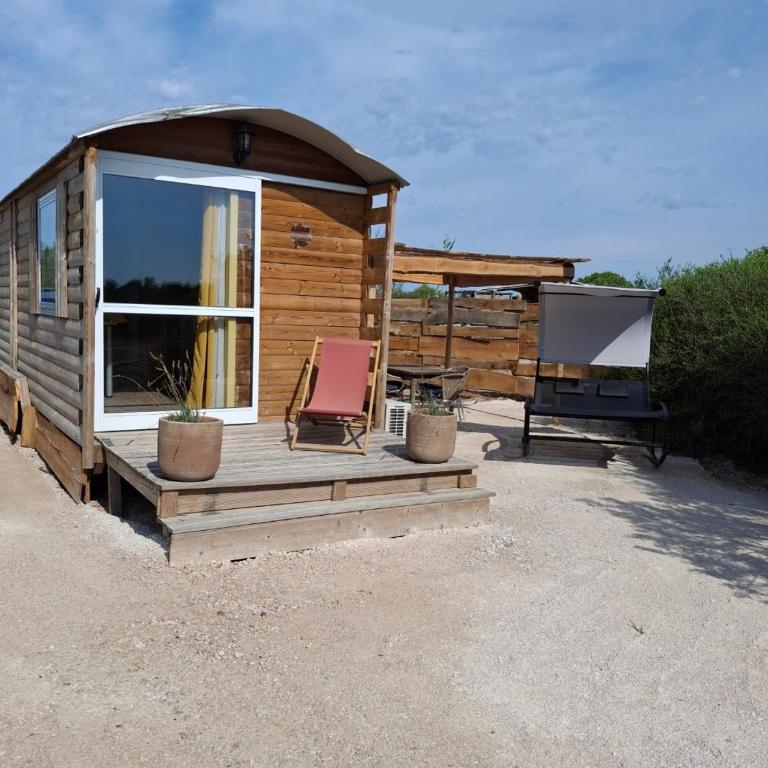 Roulotte au coeur de la Camargue - Tente - 1