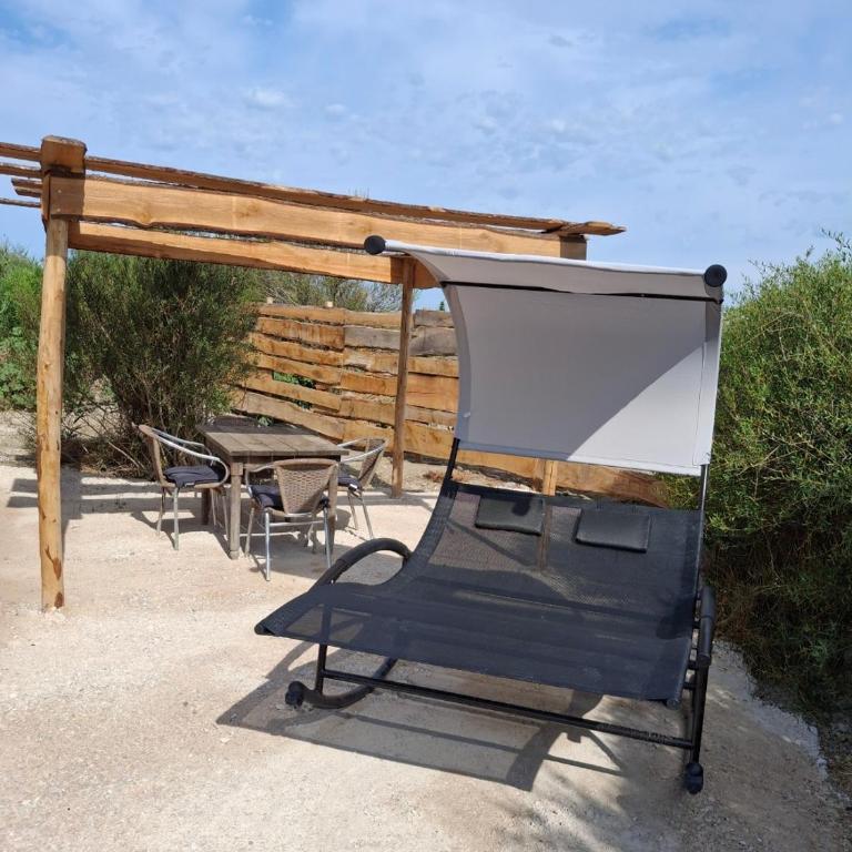 Roulotte au coeur de la Camargue - Tente - 4