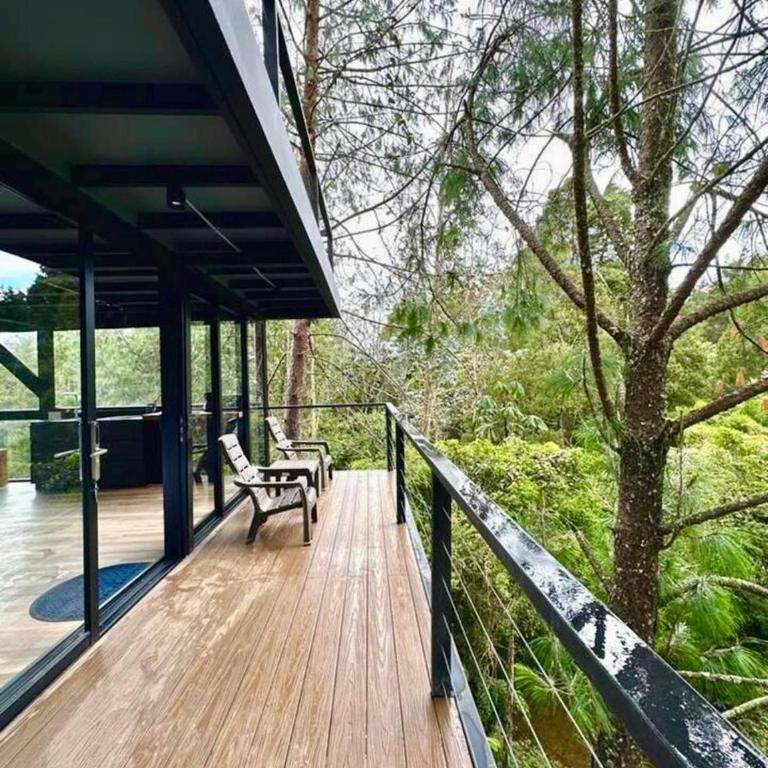 Tranquil Holiday Park Retreat in Guarne, Antioquia - Habitación Familiar - 6