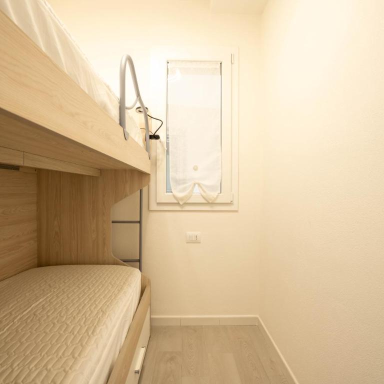 Casa De Capua - Appartamento con 2 Camere da Letto - 48