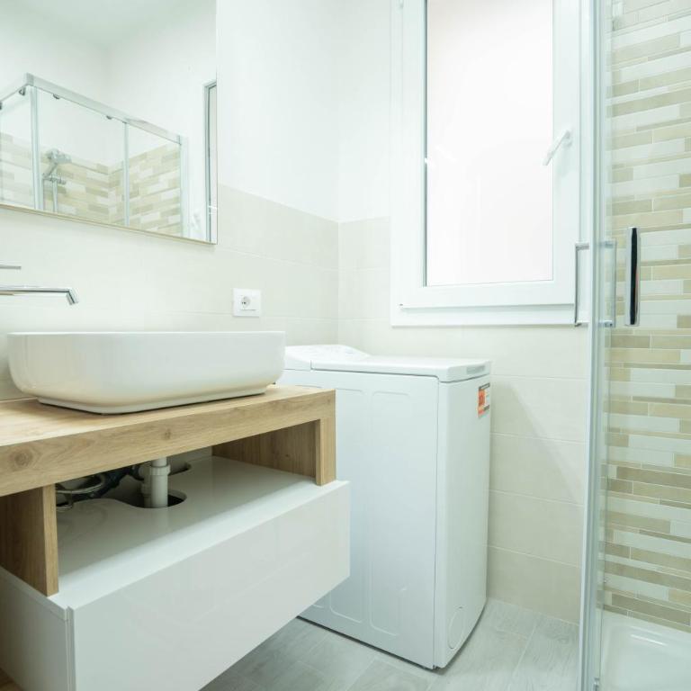 Casa De Capua - Appartamento con 2 Camere da Letto - 42