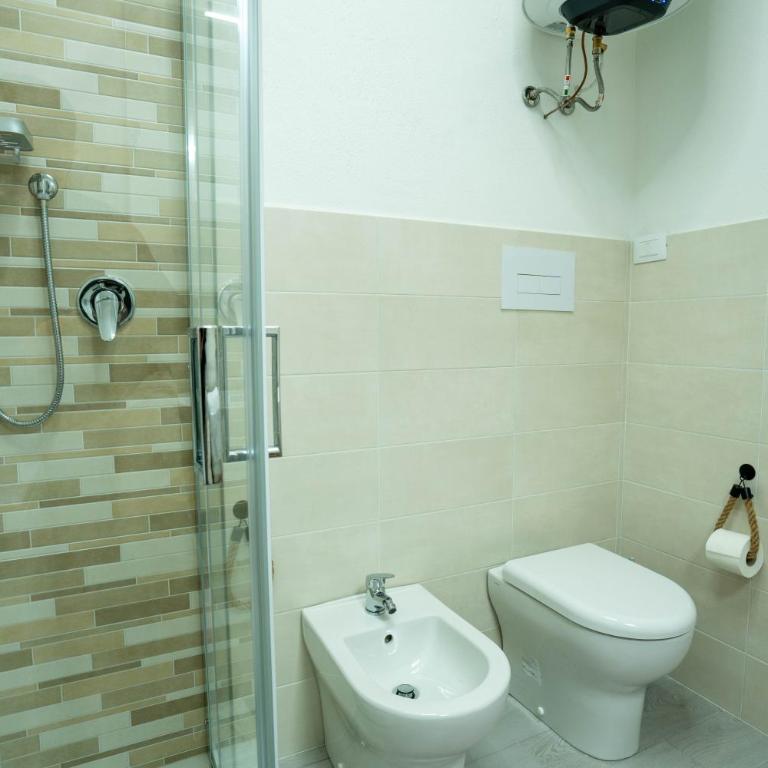 Casa De Capua - Appartamento con 2 Camere da Letto - 40