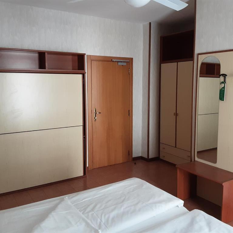 Hotel Florida - Camera Quadrupla Standard - 1