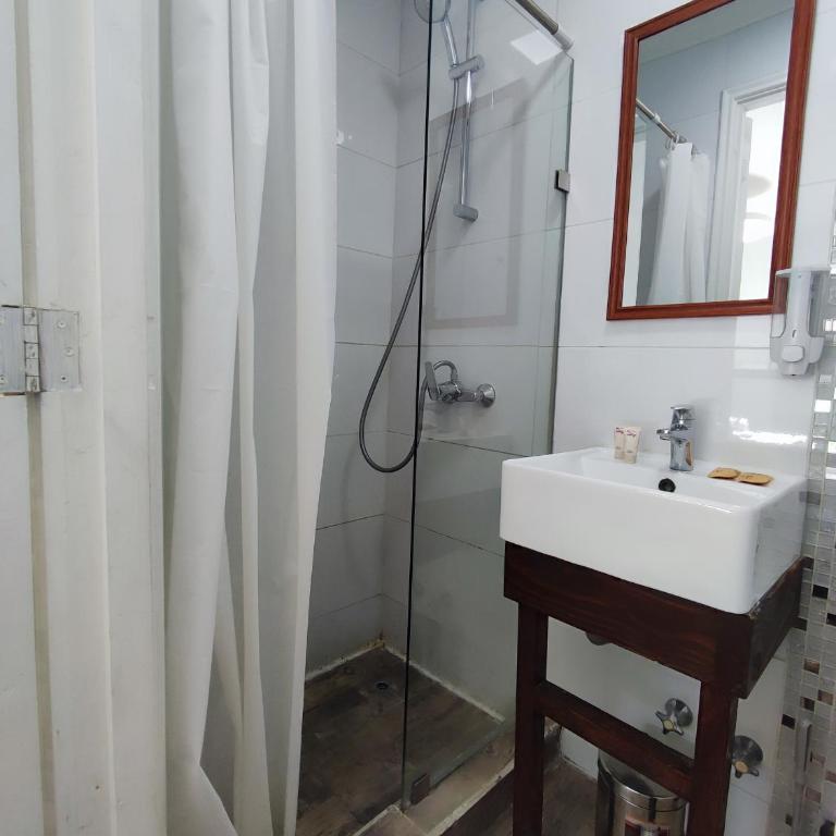 Esp Hotel - Habitación Doble Estándar - 1 o 2 camas - 5