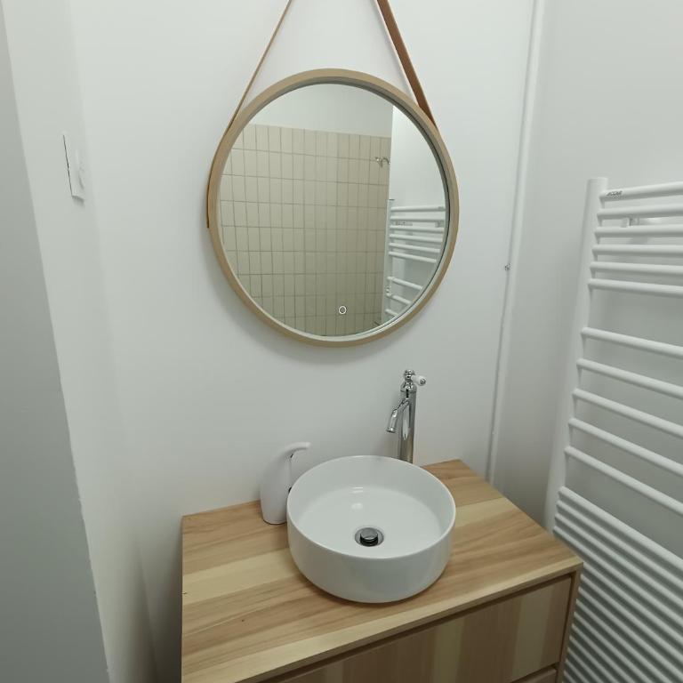 Appartement cosy Nantes proche gare - One-Bedroom Apartment - 25