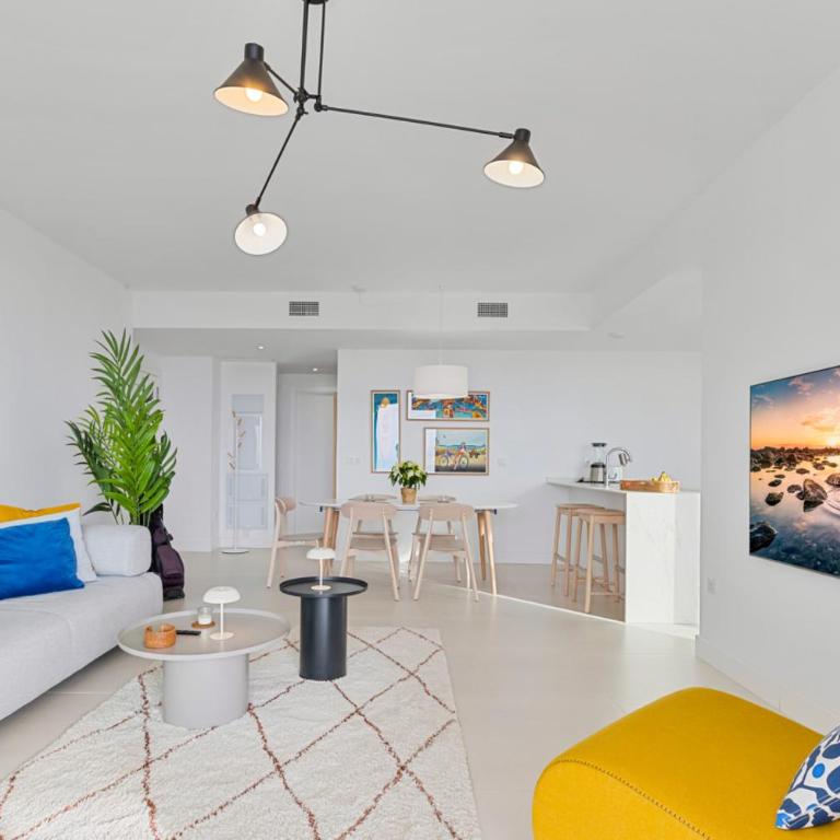 Elegant holiday home in Higueron with stunning sea views - Apartamento - 3