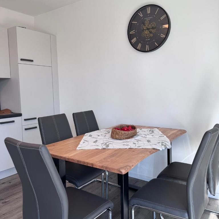 Sorinas Home - Comfortable Apartment near Graz - Free Parking - Apartment mit 2 Schlafzimmern - 3