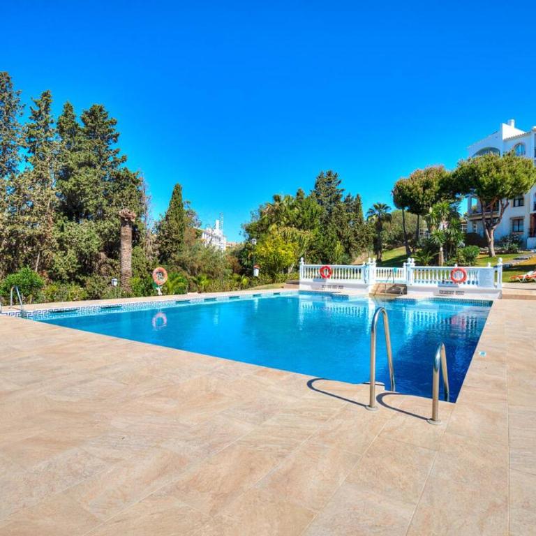 Modern 2-bedroom, 2-bathroom apartment - Apartamento - 21