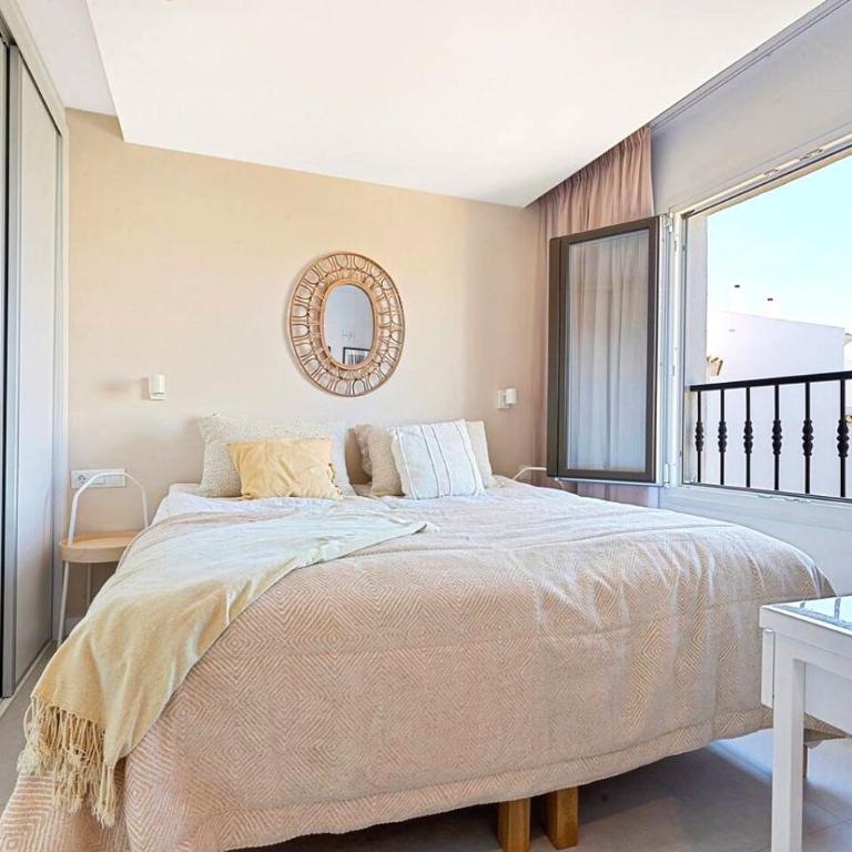 Modern 2-bedroom, 2-bathroom apartment - Apartamento - 15