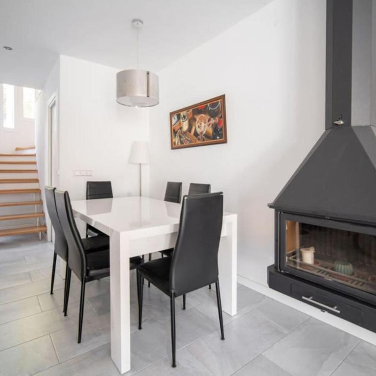 Modern two-floor townhouse with sauna Los Pacos Casa Sarilyn - Casa Unifamiliar de 2 dormitorios - 8