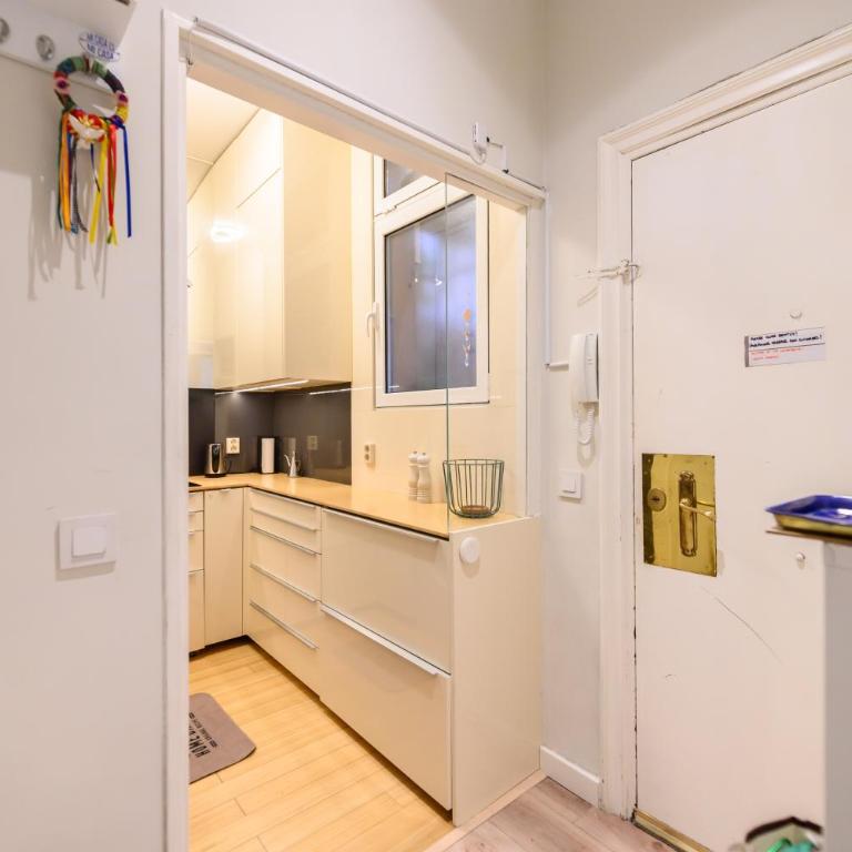 OLM102BA - Amplio y luminoso piso de 2 dormitorios en el centro de Madrid - Alquiler temporal - Two-Bedroom Apartment - 41