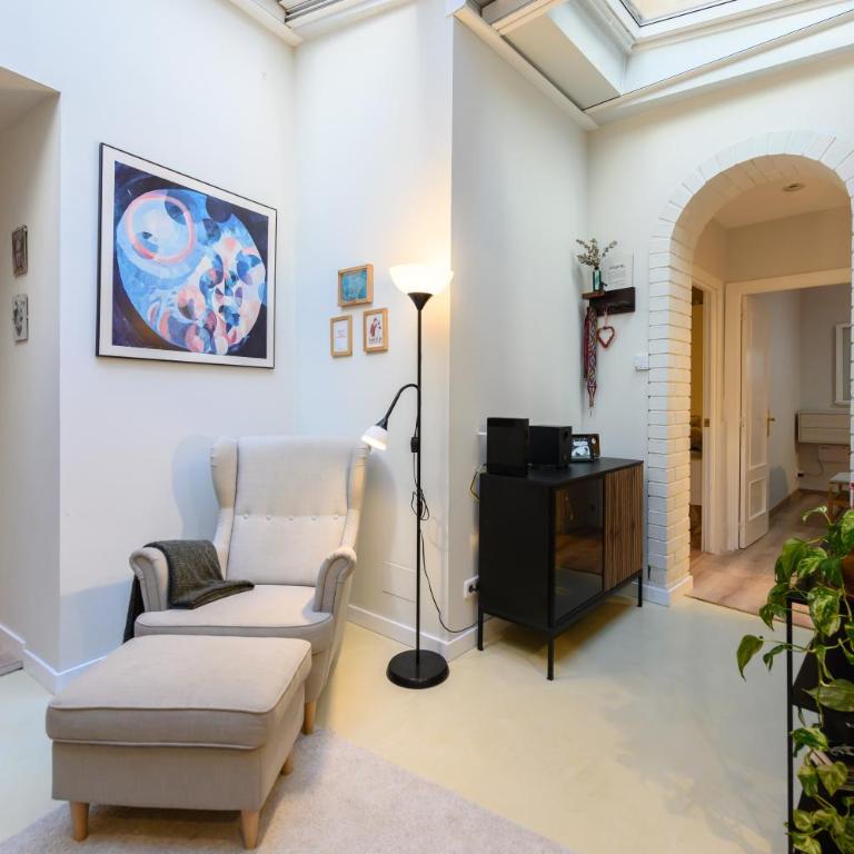 OLM102BA - Amplio y luminoso piso de 2 dormitorios en el centro de Madrid - Alquiler temporal - Two-Bedroom Apartment - 19
