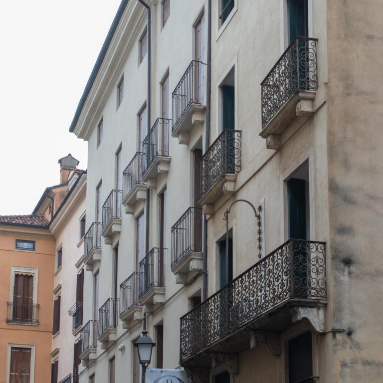 la promenade - Appartamento Deluxe con 2 Camere da Letto e Balcone - 4