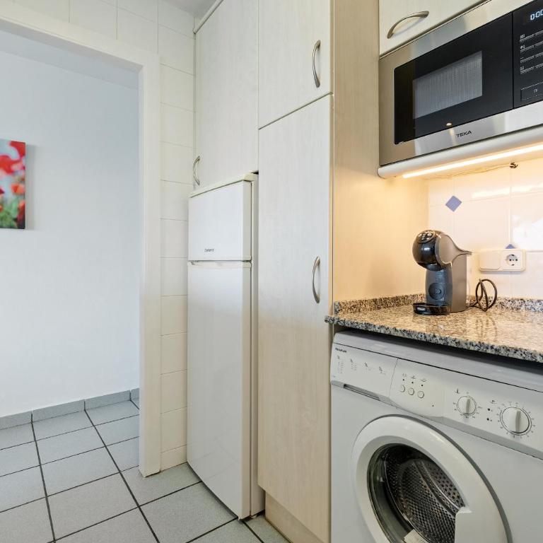 Hauzify I Apartament Girasol - Apartamento de 2 dormitorios con terraza - 12