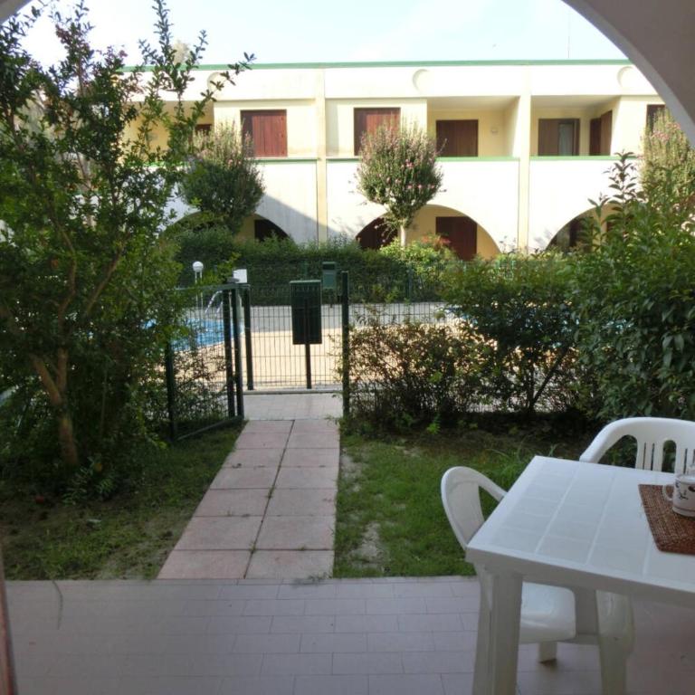 Feel at home in this apartment with fenced garden - Appartamento - 14