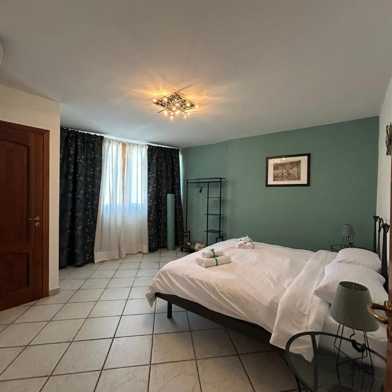 Casa Mia nel cuore di Napoli - Appartamento con 2 Camere da Letto - 2