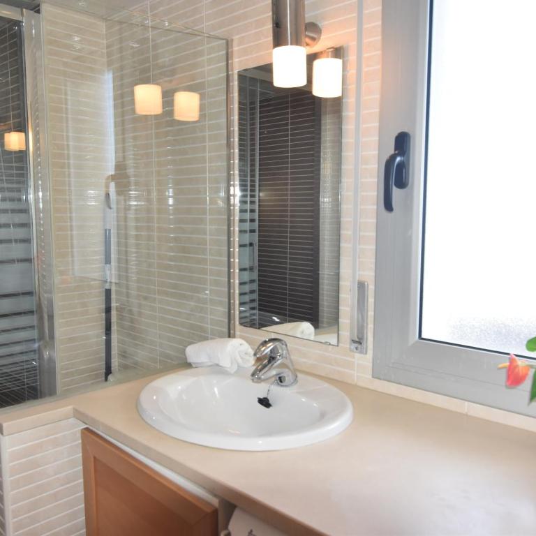 RNET - Apartment Roses Les Marines GREGAL - Apartamento con terraza - 21