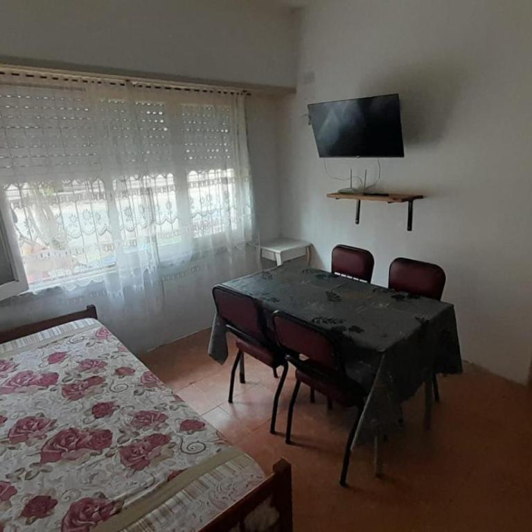 Depto 2 ambientes para 3 personas - One-Bedroom Apartment - 1