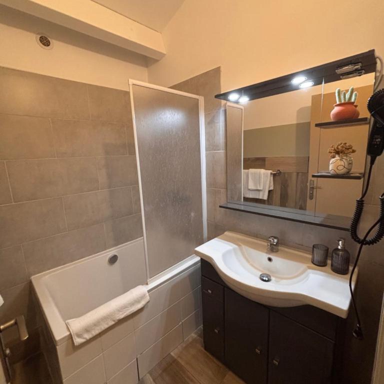 Résidence ANTONIA Appartements avec piscine commune - centre ville Calvi - Apartamento de 3 dormitorios - 26