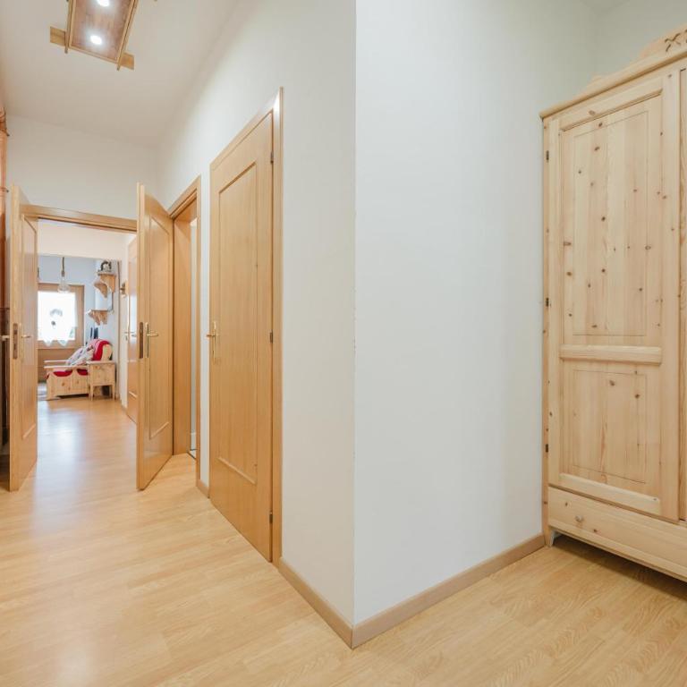 I Folli di Alleghe Apartment - Parking & Wi-Fi - Appartamento Deluxe con 2 Camere da Letto - 25