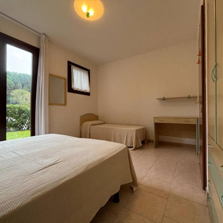 Flat for seven guests in residence with pool - Appartamento - 13